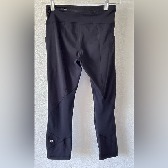 Lululemon Black Logo Pace Rival 22" Mesh Crop Leggings Running Tights ~ Size 4 - Picture 8 of 12